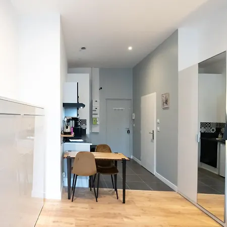 Le Romanee - Tres Joli Moderne Confort Proche Place Valmy